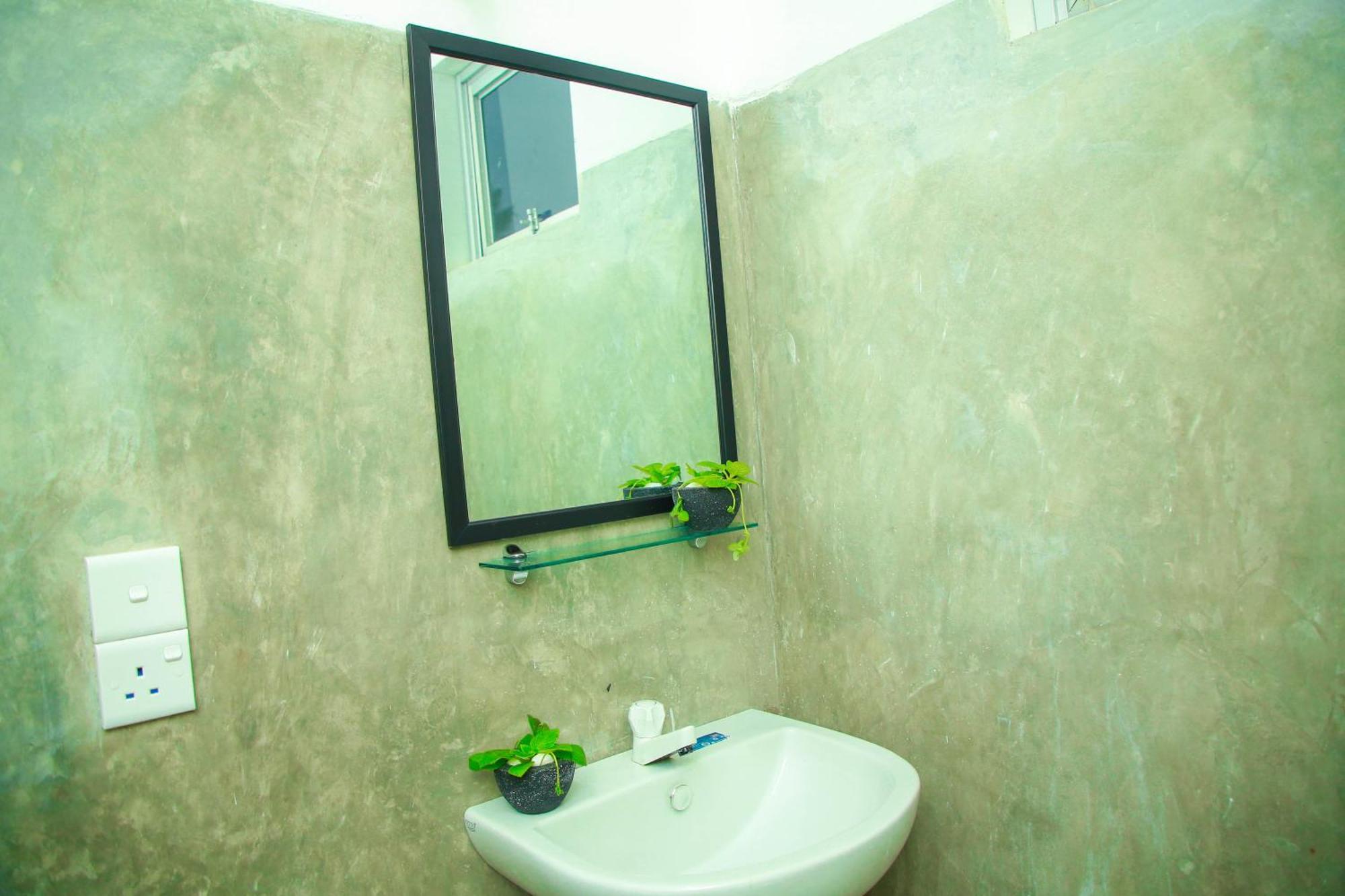 Samee Dream Guest Hotel Midigama Luaran gambar